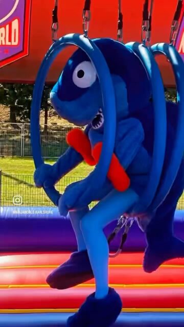 How to become a real ninjawarrior? Be a shark ! 🎥 @karlsruher_baeder